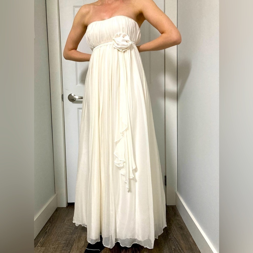 JEN RAN DESIGNS 100% SILK LIGHT CREAM DRESS - Size Small